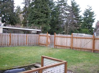 8008 Roosevelt Way NE, Seattle, WA 98115