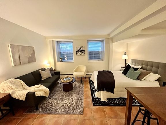 2nd image of 1800 Massachusetts Ave APT 4
