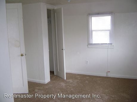 4th image of 608 Lomax St