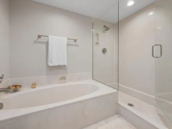 17048 Freshwind Circle, Jupiter, FL 33477