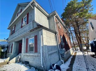 90 Easy St, Uniontown, PA 15401