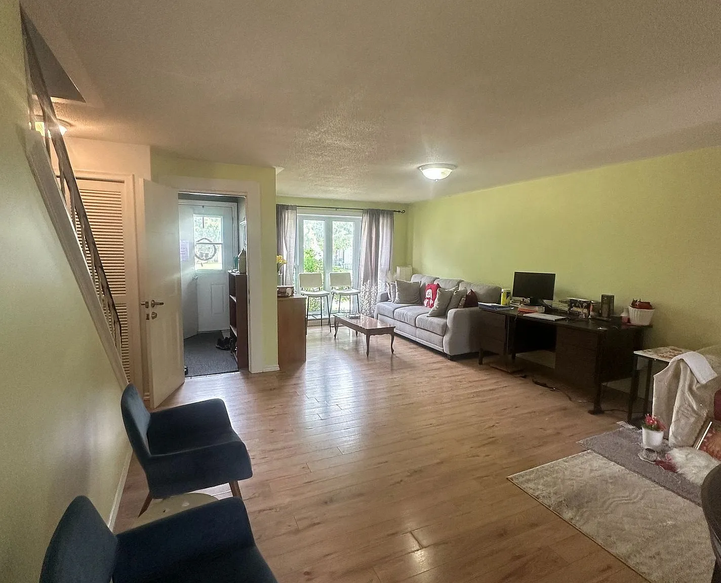 3 bed, $2,000 — Photo 4