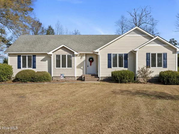 136 Kemberly Court, Jacksonville, NC 28540