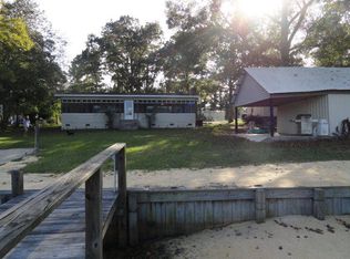 1727 Morgan Ln, Summerton, SC 29148