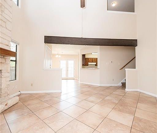 5th image of 1754/1756 Horseshoe Cir
