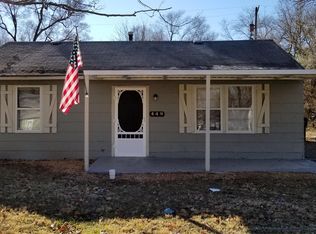 449 SE 34th St, Topeka, KS 66605