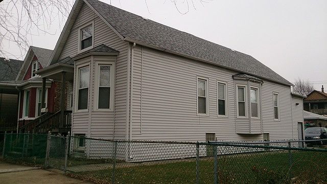 2nd image of 3543 S Rockwell St