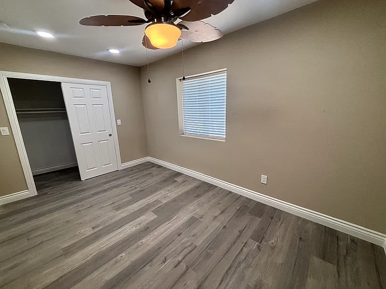 2047 Westwind Rd #1/2 — Photo 13