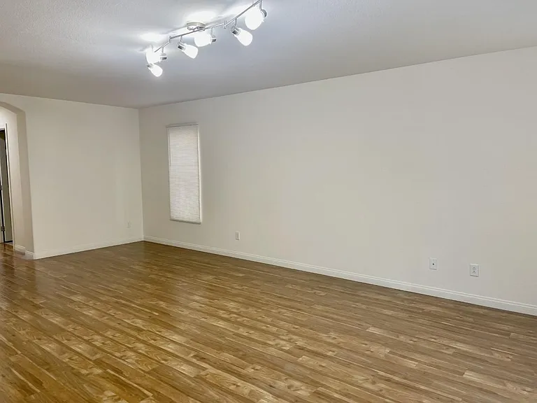 7256 Sierra Moon Ct — Photo 4