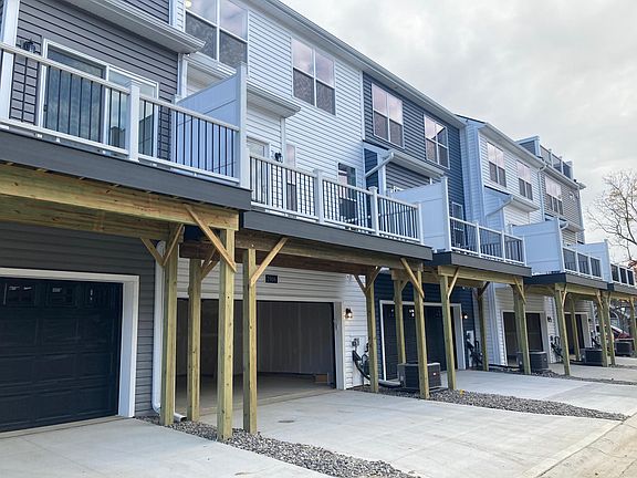 2nd image of 2908 Rayfield Ave