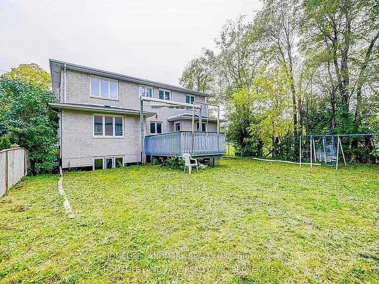 44 Frontenac Ave — Photo 38