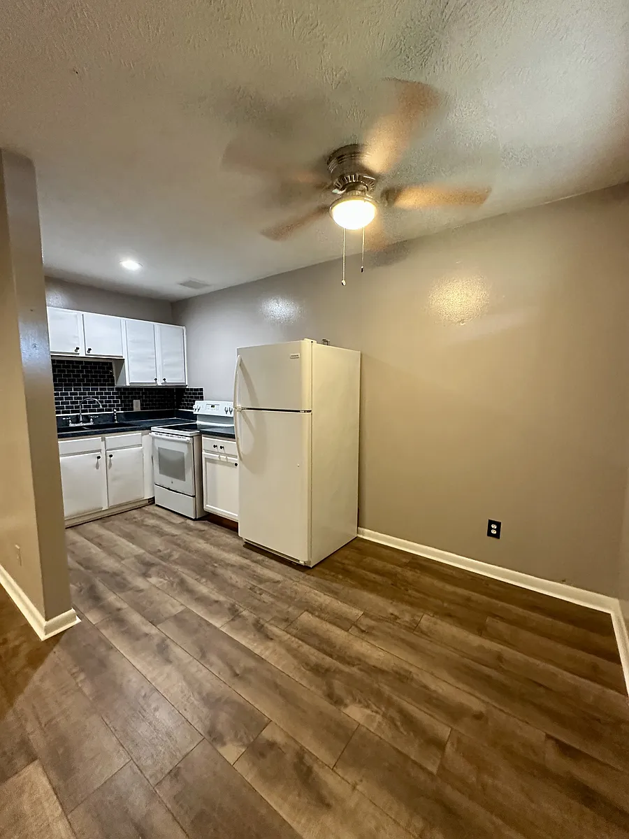 Building Photo - 4627 Wrico Dr