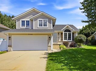 7700 Pin Tail Dr NE, Cedar Rapids, IA 52402