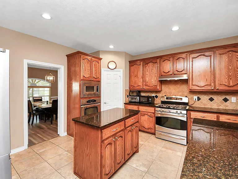 706 River Delta Ln — Photo 10