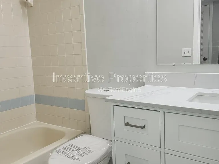 310 Mayfair Pl SW — Photo 10