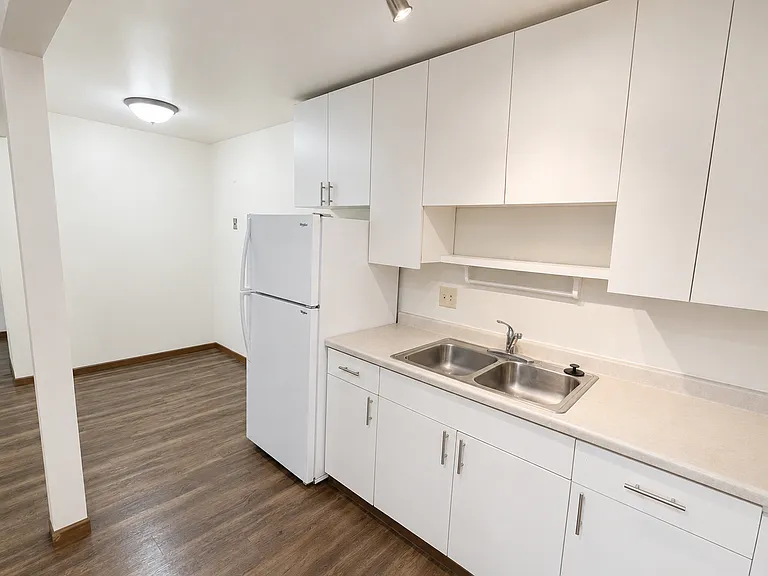 Liberty Valley Apartments — Photo 15