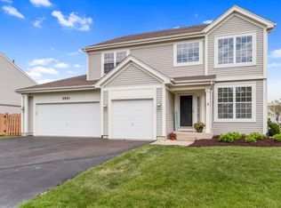 5950 Lucerne Ln, Lake In The Hills, IL 60156