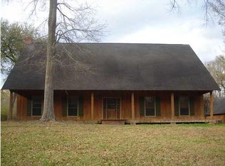 1467 H B Dejean Dr, Opelousas, LA 70570