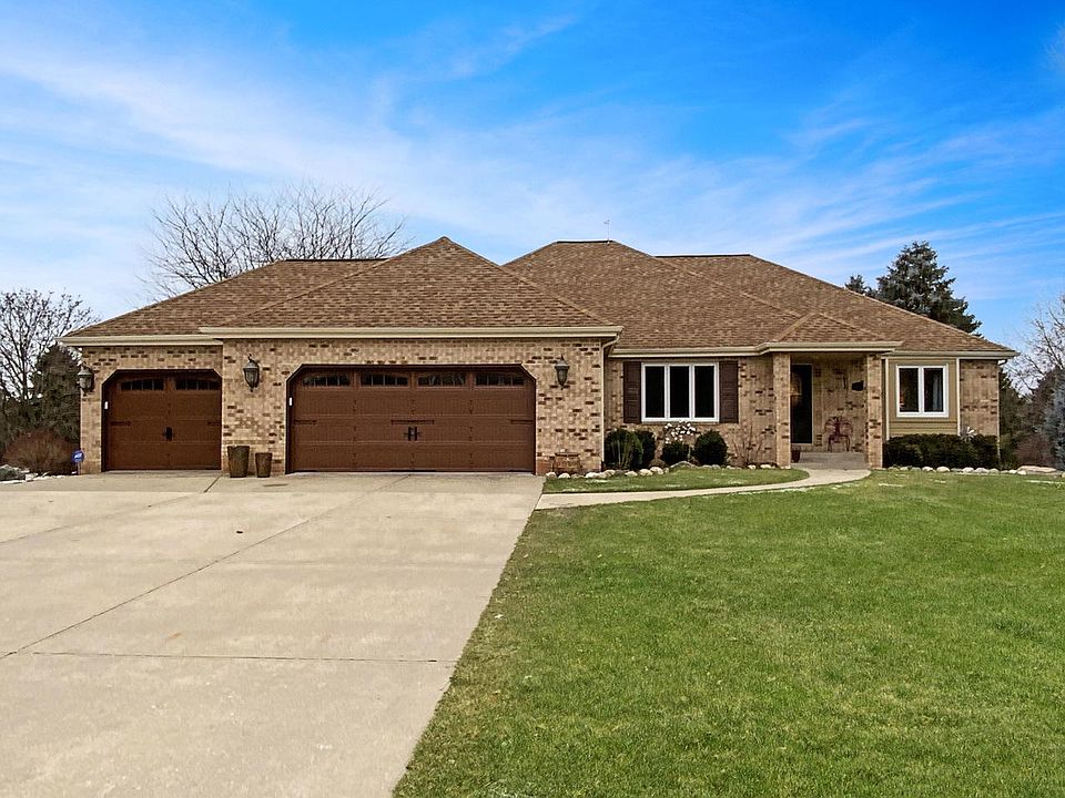 1st image of W330N5819 Cedar Bay DRIVE