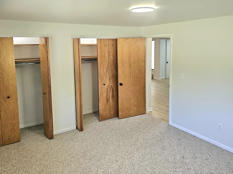 8942 Delwood Dr — Photo 7