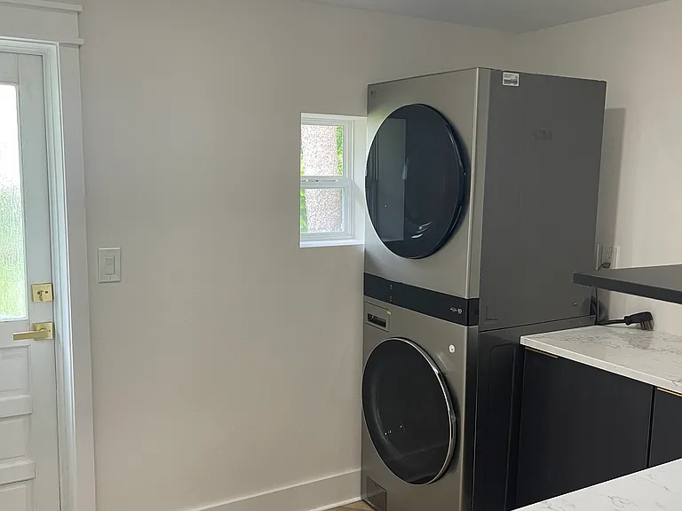 919 E Patterson St — Photo 20