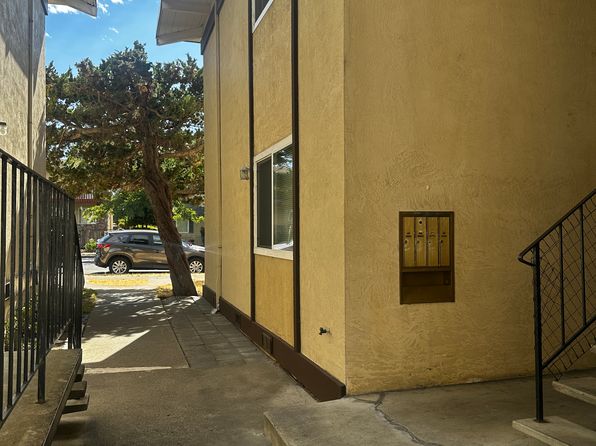 22783 Vermont St APT 2