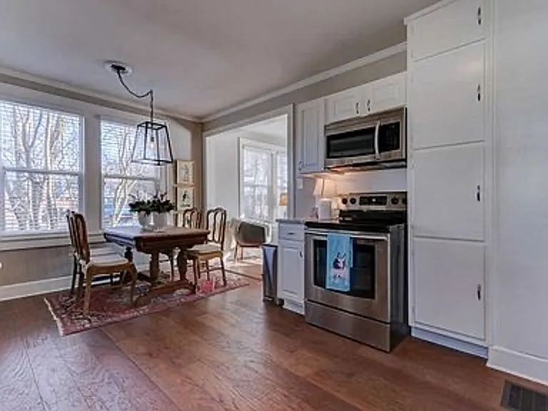 3615 Lancaster Dr — Photo 15
