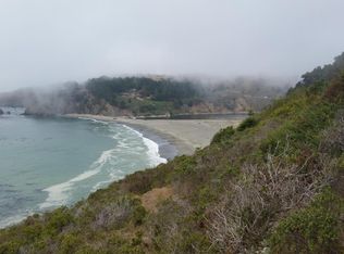 950 Navarro Bluff Rd, Elk, CA 95432