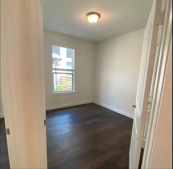 1625 Dewberry Ln — Photo 17