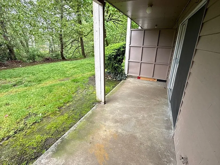 528 SW Levens St #2 — Photo 22