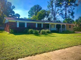 6252 Barnes Rd S, Jacksonville, FL 32216