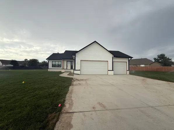 411 S Stoney Creek St, Clearwater, KS 67026