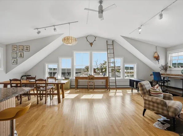 68 Main Street #3, Stonington, ME 04681