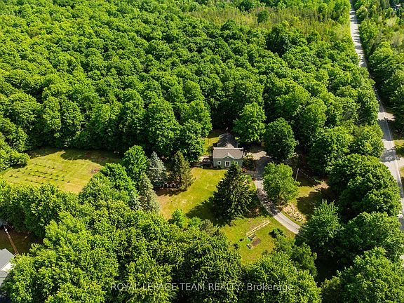 5th image of 373 Craig Rd
