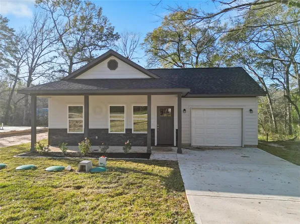 15207 Austin Road, Willis, TX 77318