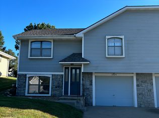 2924 County Line Rd, Saint Joseph, MO 64506