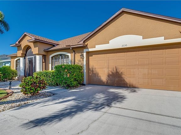 3rd image of 3330 SW 26th Ave