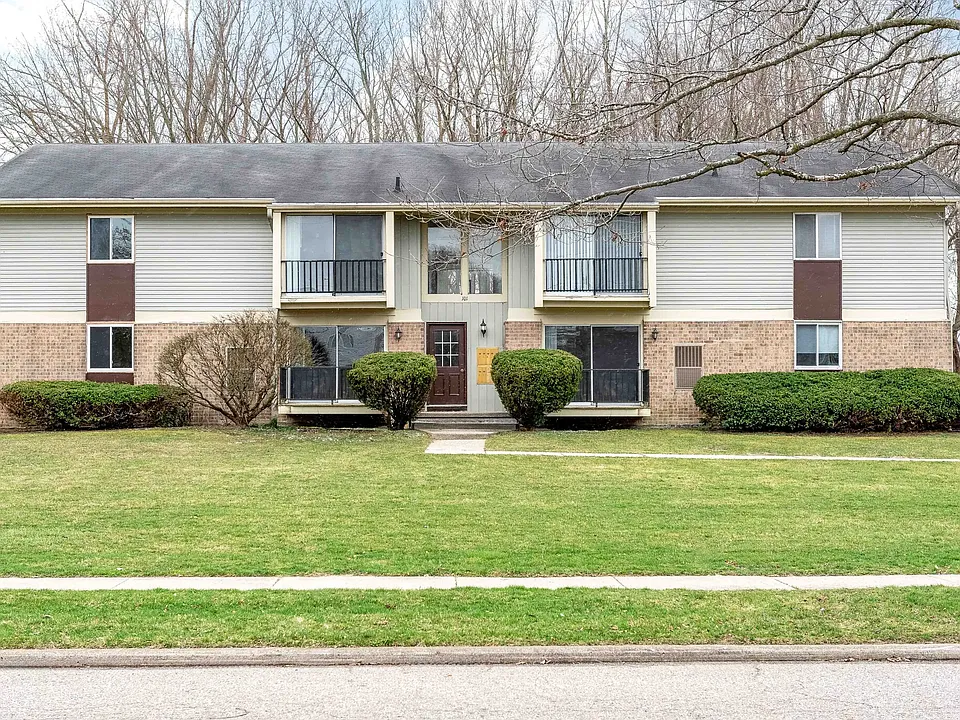 Everett Apartments