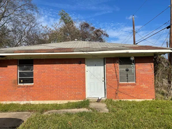 3402 Catherine St, Shreveport, LA 71109