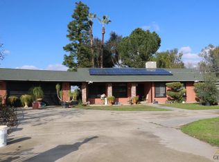 8420 Mountain View Rd, Bakersfield, CA 93307