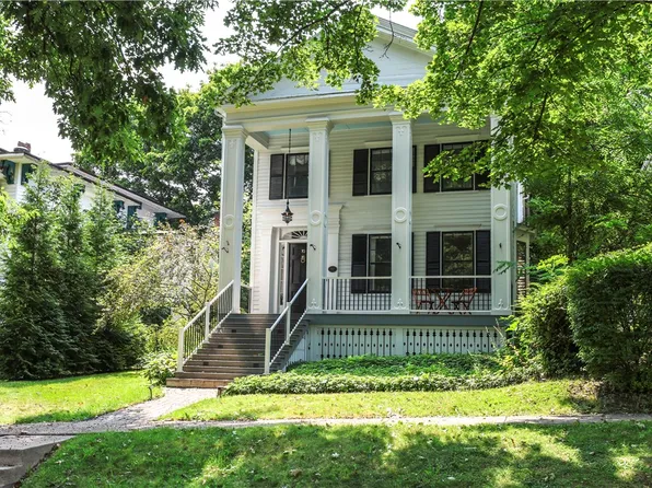 10 W 2nd St, Corning, NY 14830