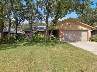 2115 Bainwood Trl, Arlington, TX 76015