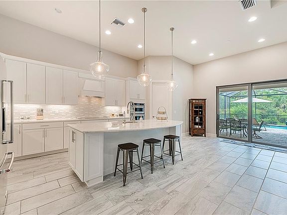 3rd image of 12818 Chadsford Cir