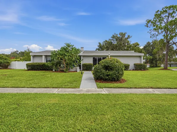 107 Elm Sq S, Lakeland, FL 33813
