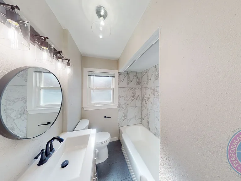 1234 NE Highland St — Photo 7