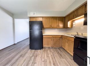 2213 E Memorial Dr #14, Muncie, IN 47302