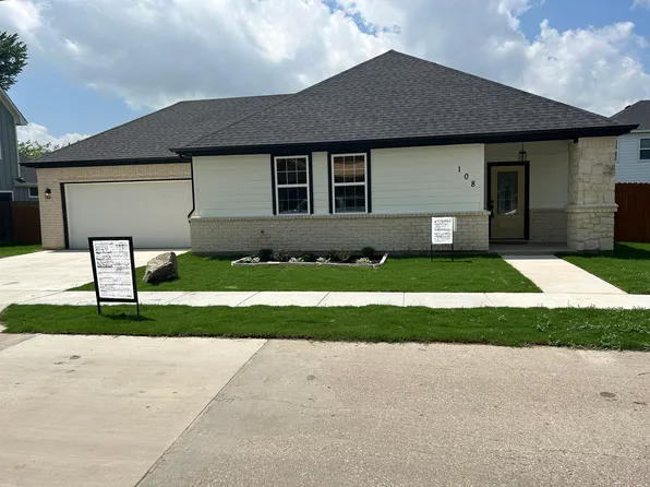 108 Griffin St, Waxahachie, TX 75165