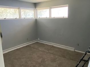 20005 Ridgewood Ave, Warrensville Heights, OH