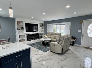 (Undisclosed Address), Bethpage, NY 11714