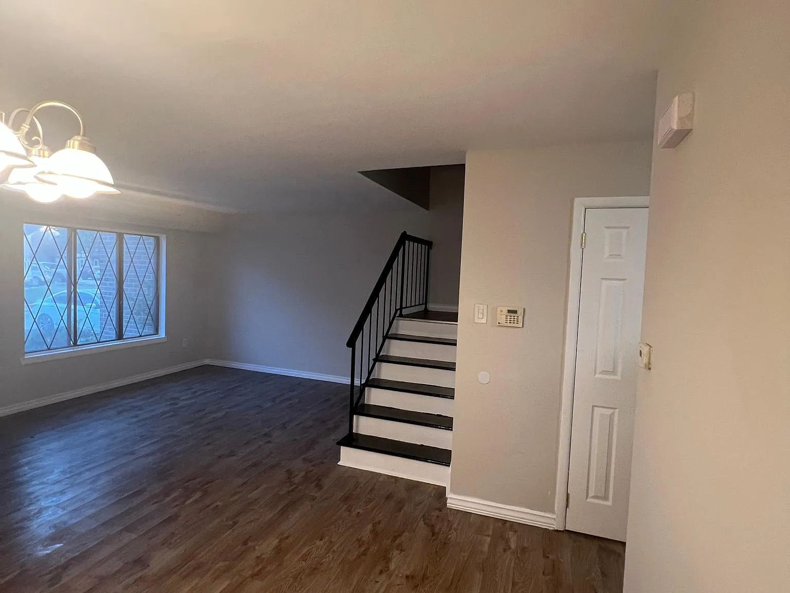 2 bed, 1.5 bath, 1280 sqft, $2,100 — Photo 4